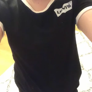 Levis T-shirt  - Levis T-shirt. Aldrig använd 
