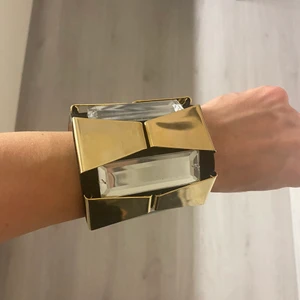 HM Balmain - Armband från HM Balmain.