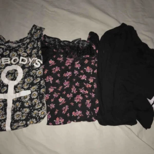  - 3 st snygga toppar Alla 3 för 100 kr Styck: 40 kr