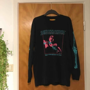  - Longsleeve från Carlings (märket Screenshot). Aldrig använd. (Köparen står för frakten)