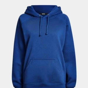  - Hej! Säljer nu min blå hoodie från bikbok, sjukt jäääävla fin men kommer dok inte till användning. Kom med bud: (Kan BYTA)