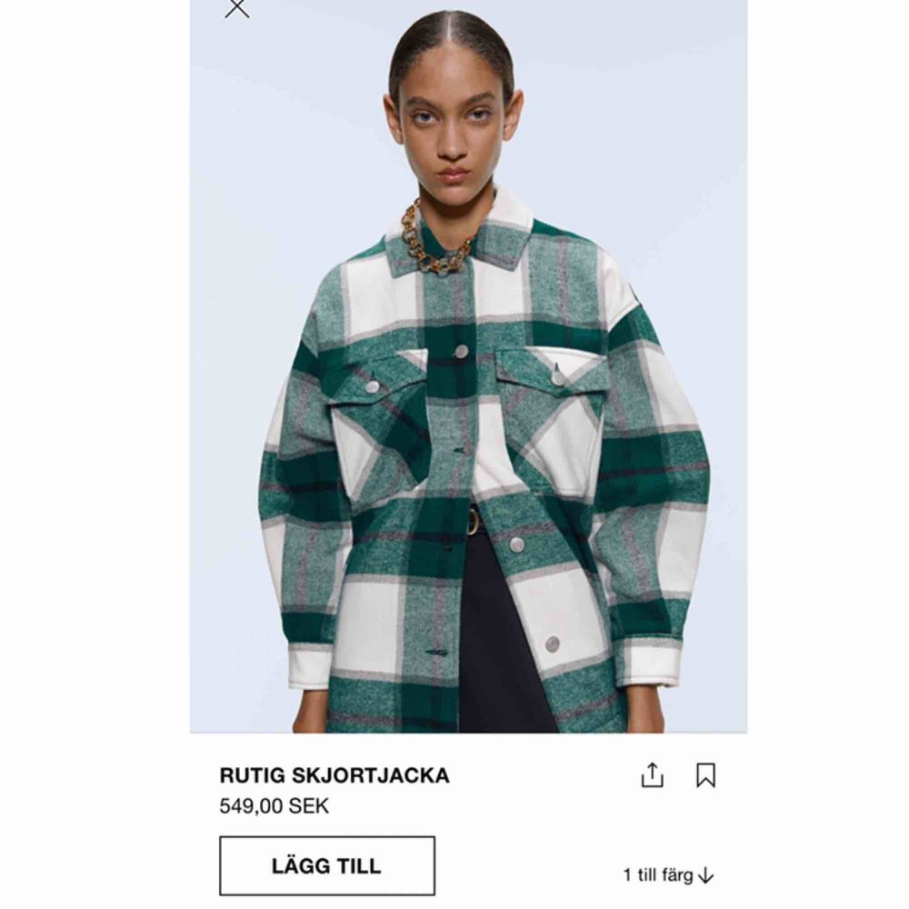 Rutig skjortjacka från Zara som | Plick Second Hand