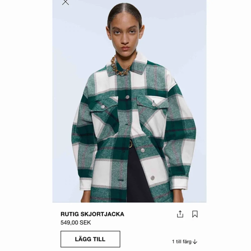 Rutig skjortjacka från Zara som är nyköpt och oanvänd med alla lappar kvar. Kan mötas upp i Stockholm, annars tillkommer frakt.🥰. Jackor.