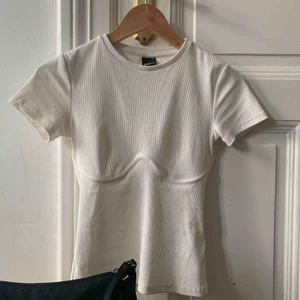  - Nyskick! Frakt + 25kr