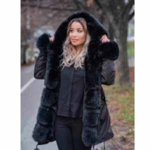  - Skriv privat för mer information.