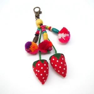  - handgjord nyckelring (ny) -finns 2 färger -frifrakt