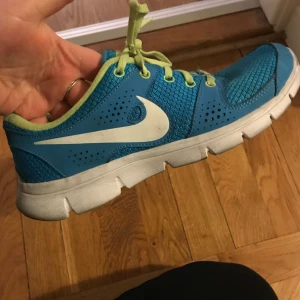  - Använda två gånger, köpta på Nike i USA. Storlek 38!