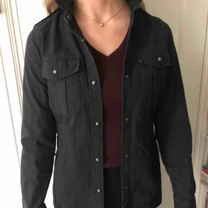  - Säljer pgd av fel storlek, aldrig använd