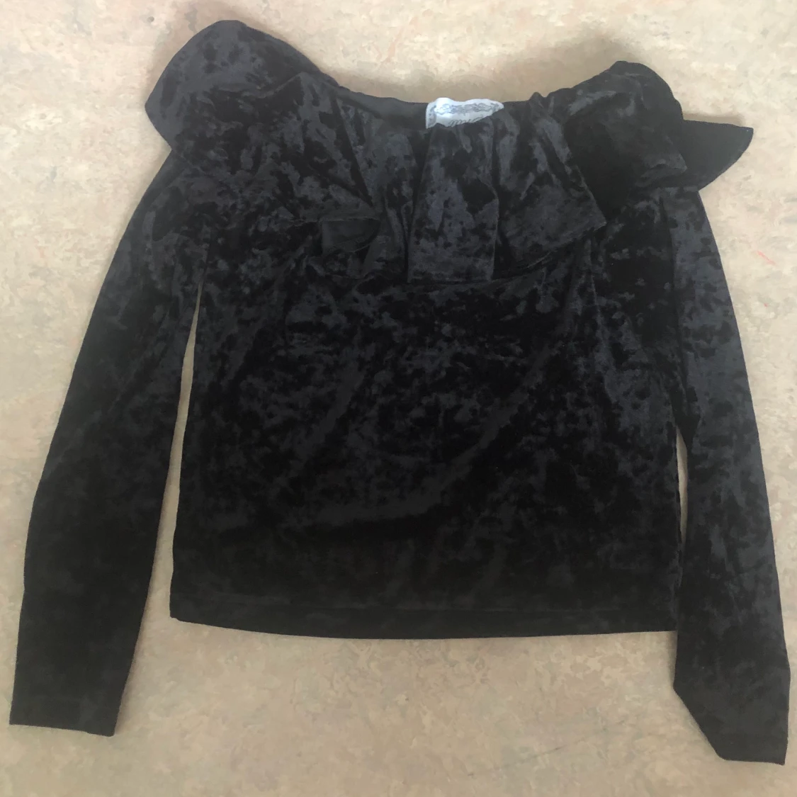 Volangtröja i sammet