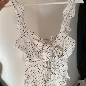 Prickigt linne - Aldrig använt linne från nelly