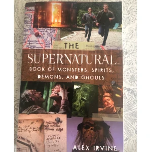 Supernatural bok - Alla supernatural nördar borde kika hit. För här är en bok om alla monster 🕷 