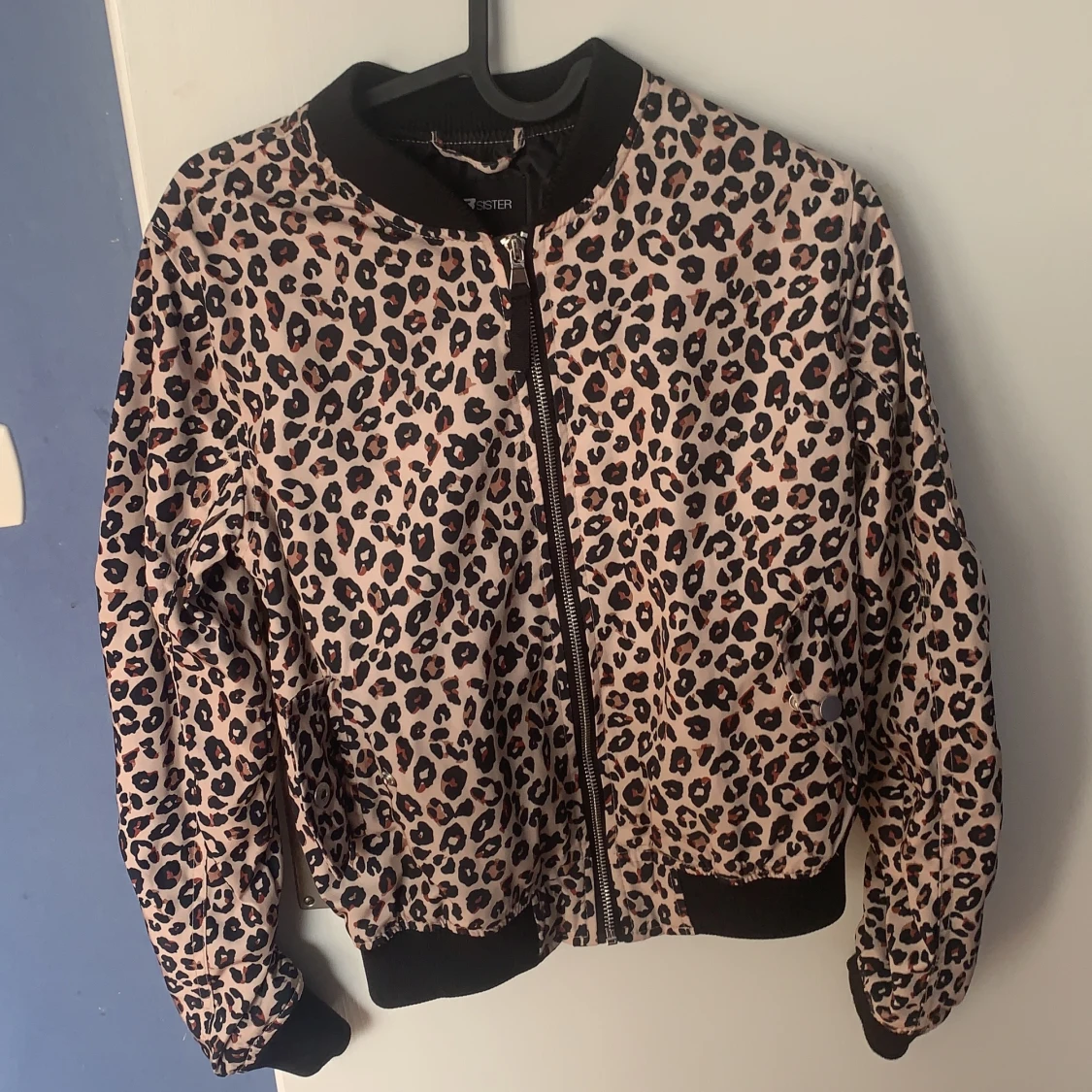 Leopard bomber jacka 