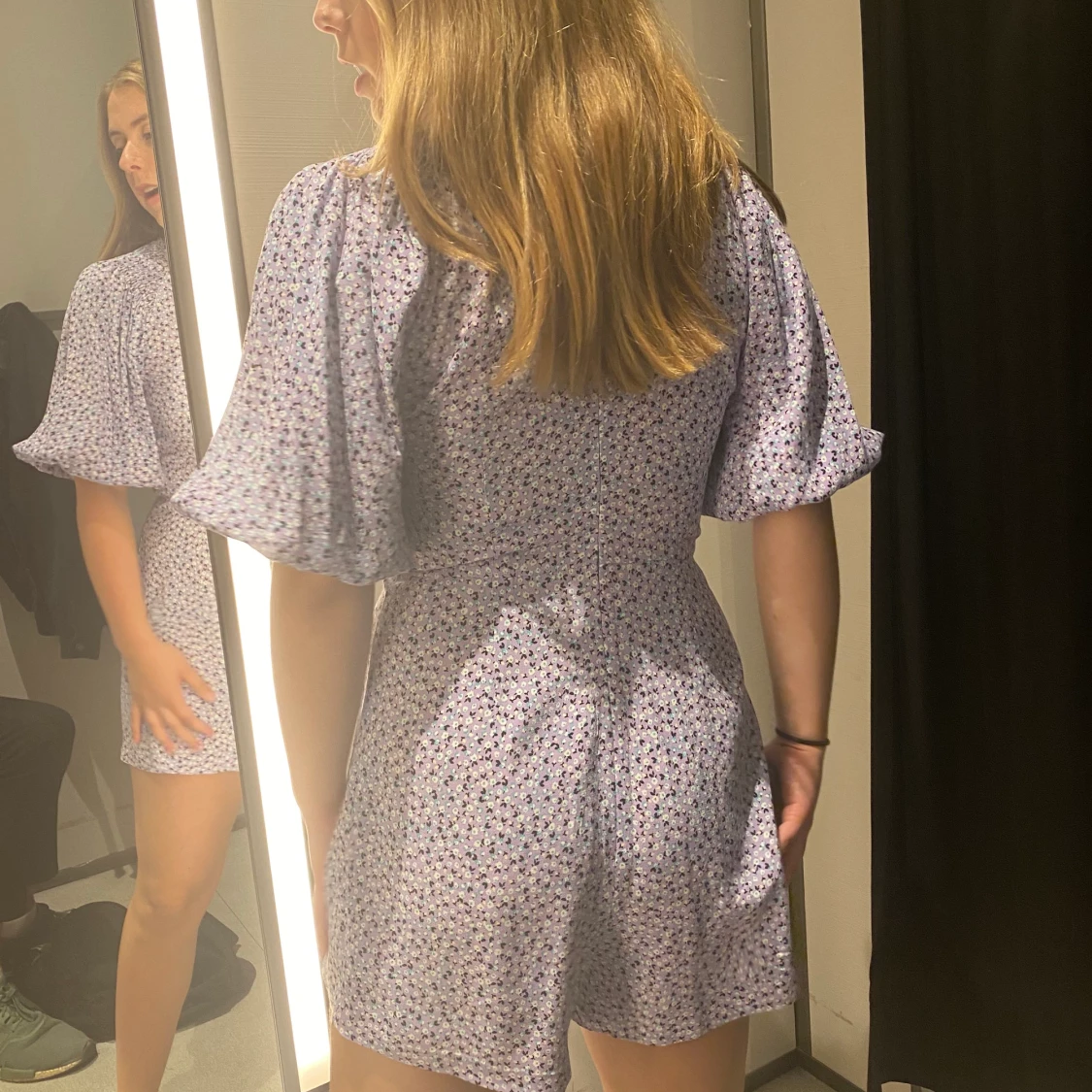 Blommig playsuit - 90