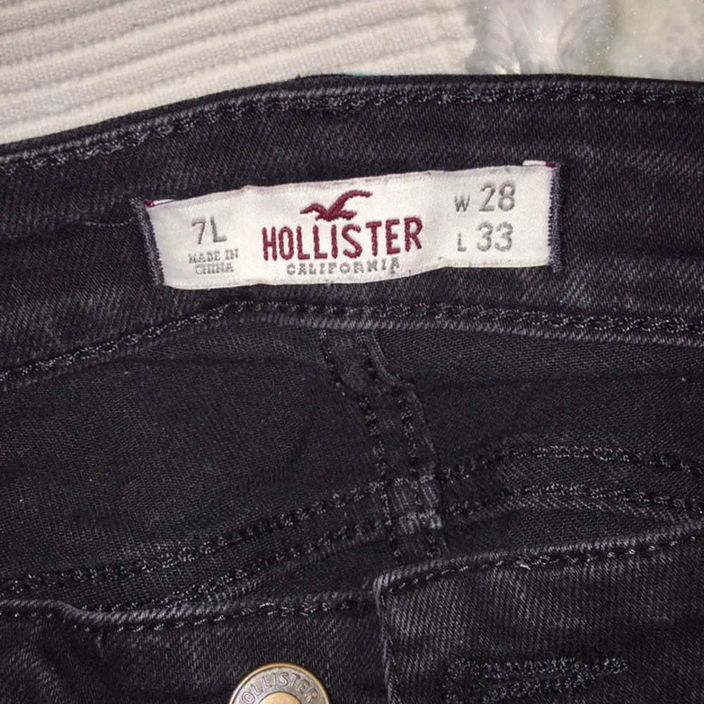Hollister jeans . Jeans & Byxor.