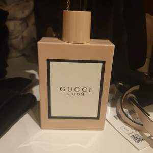 Gucci parfym oanvänd 