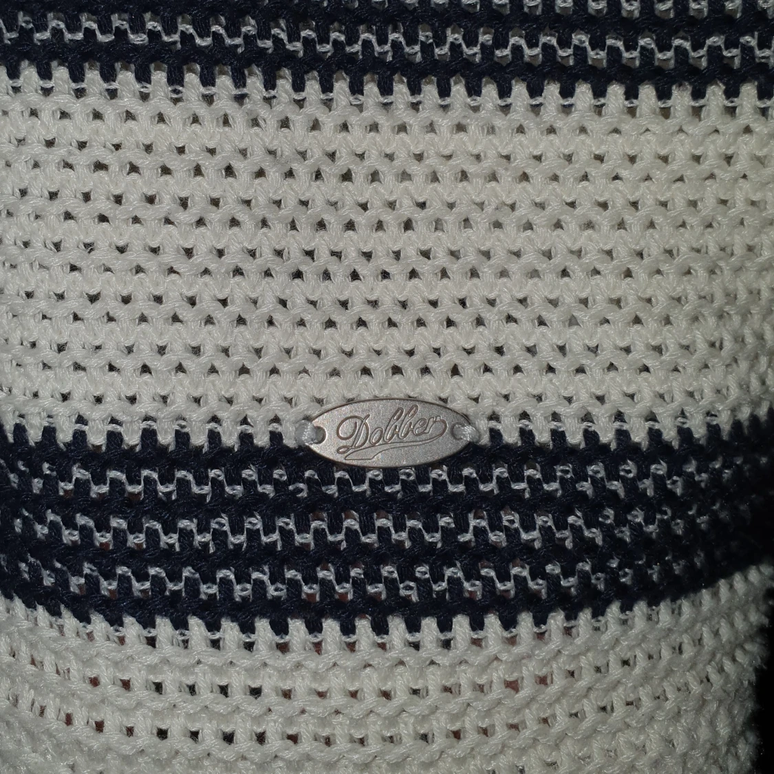 Stickad vit och mörkblå Dobber tröja - 91