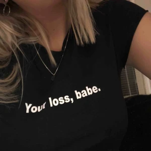  - Tröja från nakd köpt här på plick, aldrig använd❤️ frakt står du för❤️