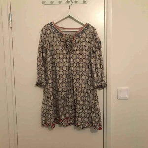  - Silkesklänning från Odd molly!💕 Passar S-M skulle jag tro