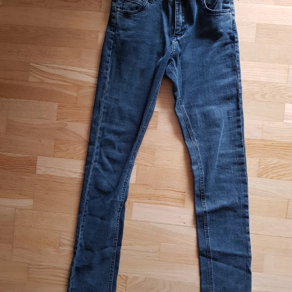 Cheap Monday, stl.28/32. NYA! - 90