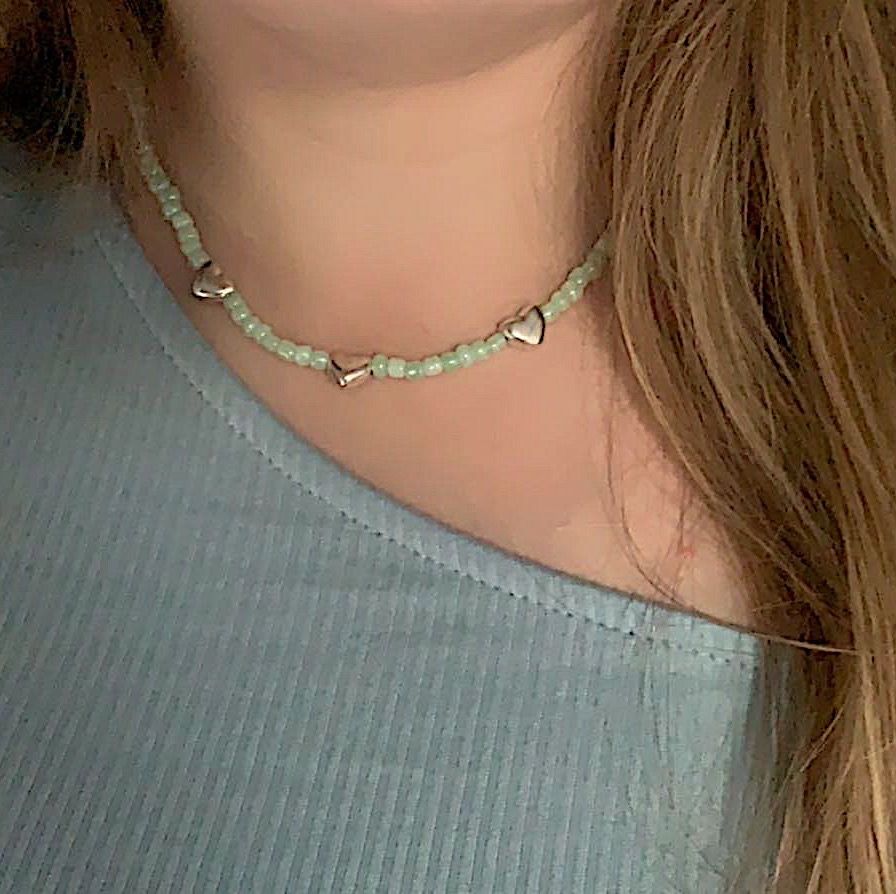Superfint halsband för 50kr + frakt!đ„° GĂ„r att göras i andra fĂ€rger om det skulle önskasđđ. Accessoarer.