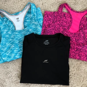 Träningstoppar - Träningstoppar. Fint skick. Alla storlek M. 30 kr styck. 