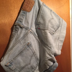  - Vintage Levis shorts storlek large -34