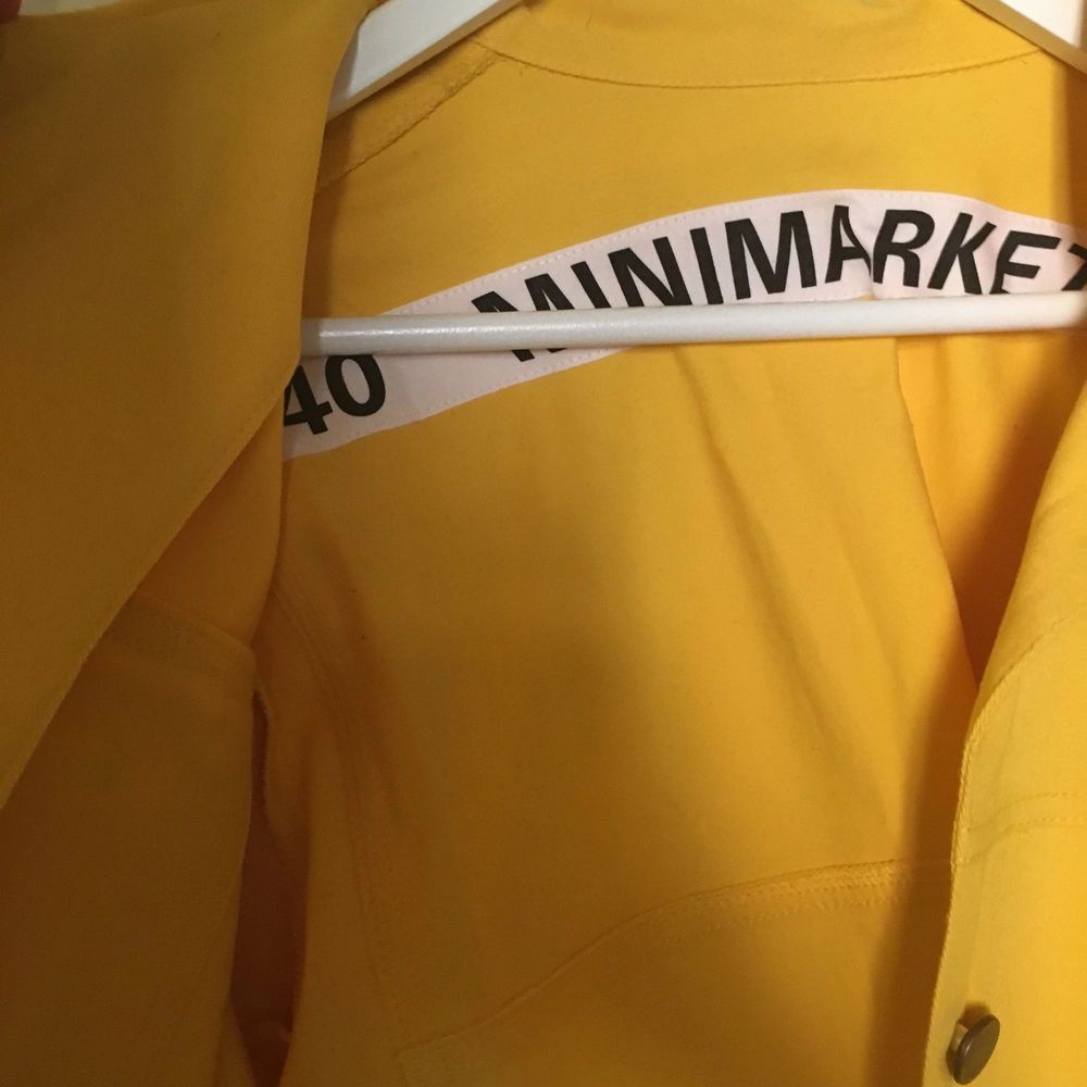 Helt oanvänd jacka från Minimarket, nypris 1900. I bomull. Jackor.