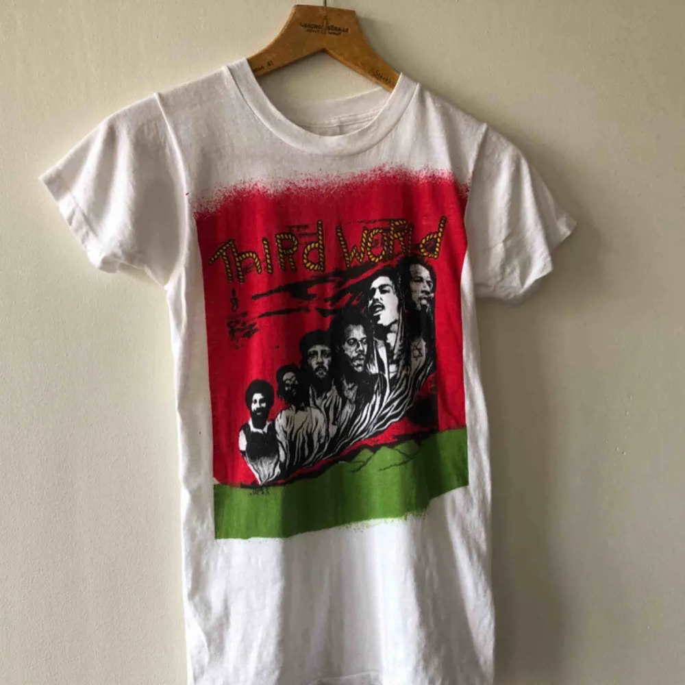 Vintage Third World T-shirt from the early 80s screen stars single stitch tee. . T-shirts.