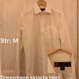  - Dressmann skjorta   Str: M