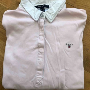  - Rosa långärmad tröja från GANT