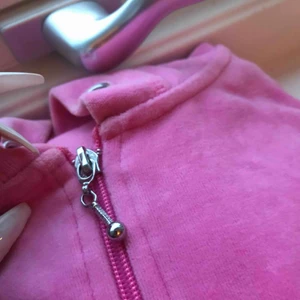  - Cubus tjocktröja i storlek XS, aldrig använd.