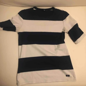  - En gant tshirt i bra skick