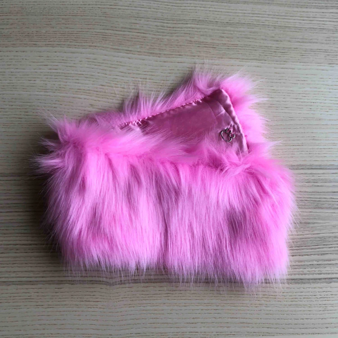 Löskrage i fuskpäls - 90