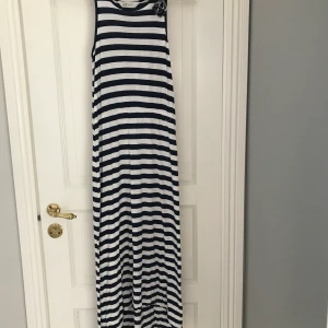 Klänning  - Fin klänning