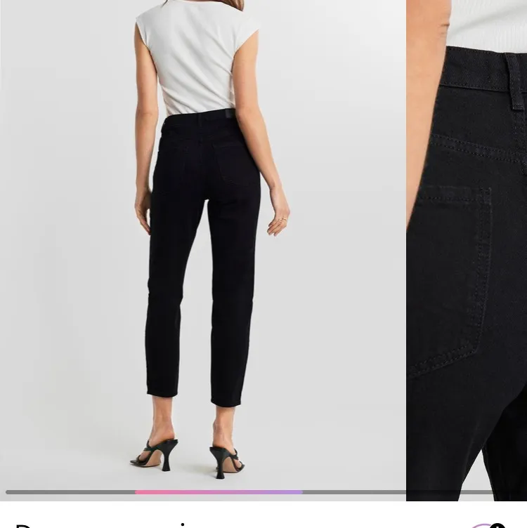 Dagny mom jeans ifrån Gina tricot i svart. Säljer då dom blivit för små för mig. Byxorna är storlek 38 men skulle säga att de är mer 36. Frakt tillkommer. Jeans & Byxor.