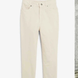  - Jätte fina Manchesterbyxor, väldigt sköna och jätte fina 