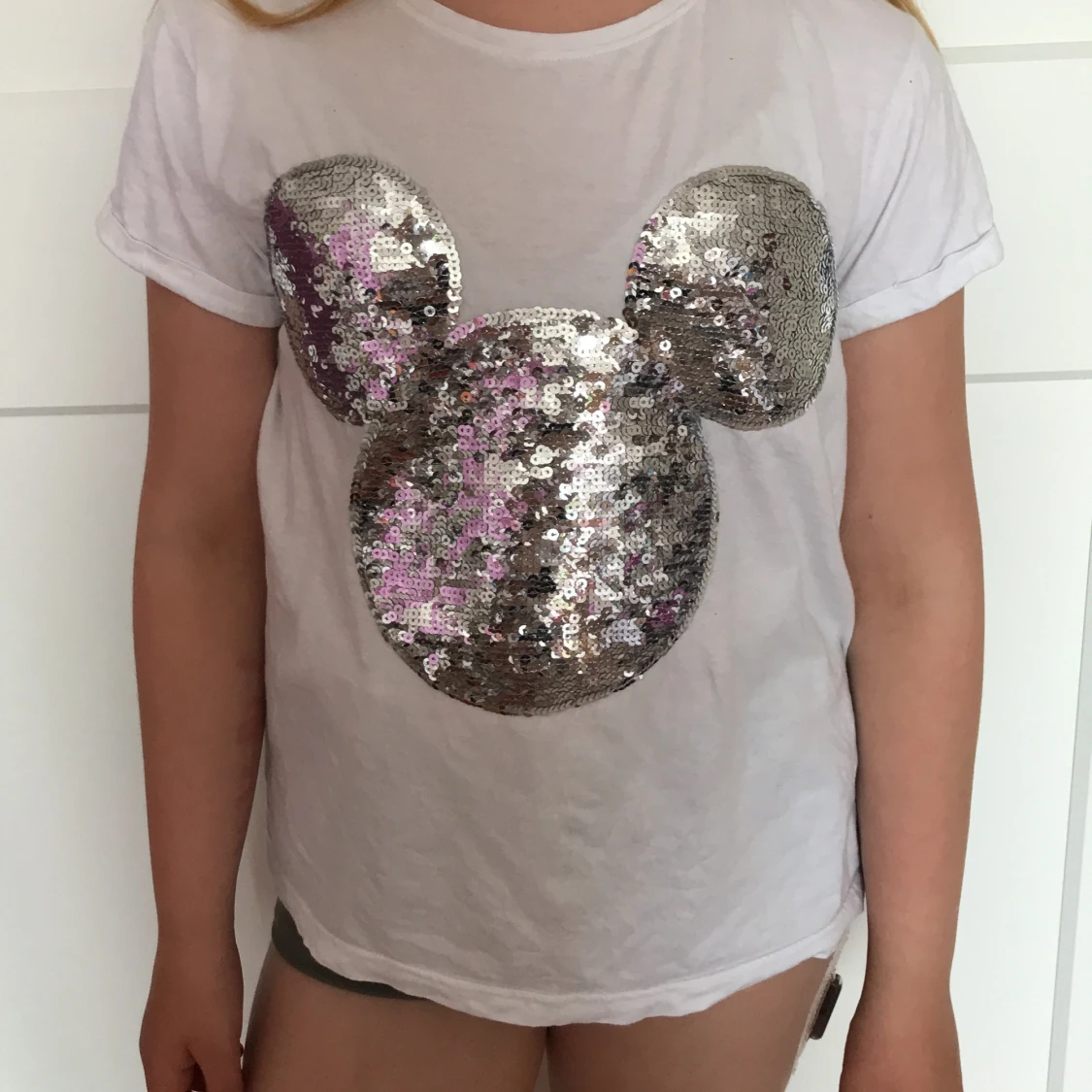 Vit tröja med Mickey Mouse i strl XS - 91