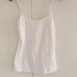 Vit linne  - Snyggt vit linne från Hm i storlek S 🥰