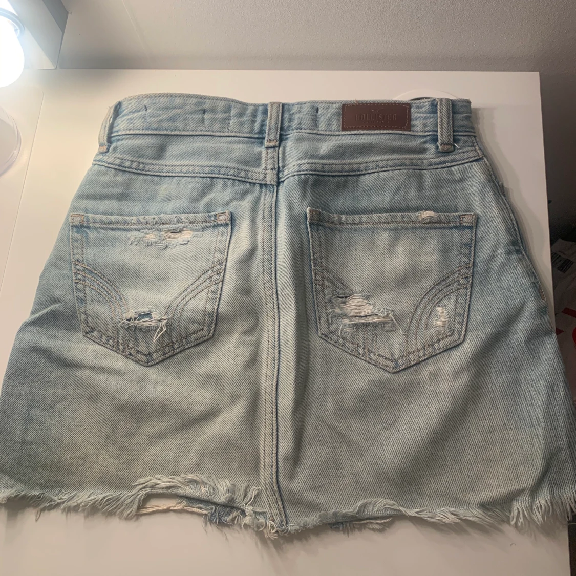 Ljusblå kjol från hollister - 90