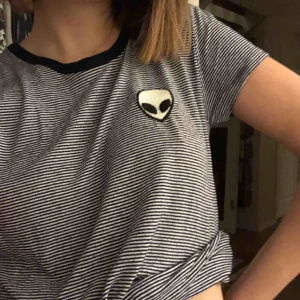  - klassisk superskön tröja från brandy melville! kan mötas upp i Stockholm annars betalar köparen frakten!