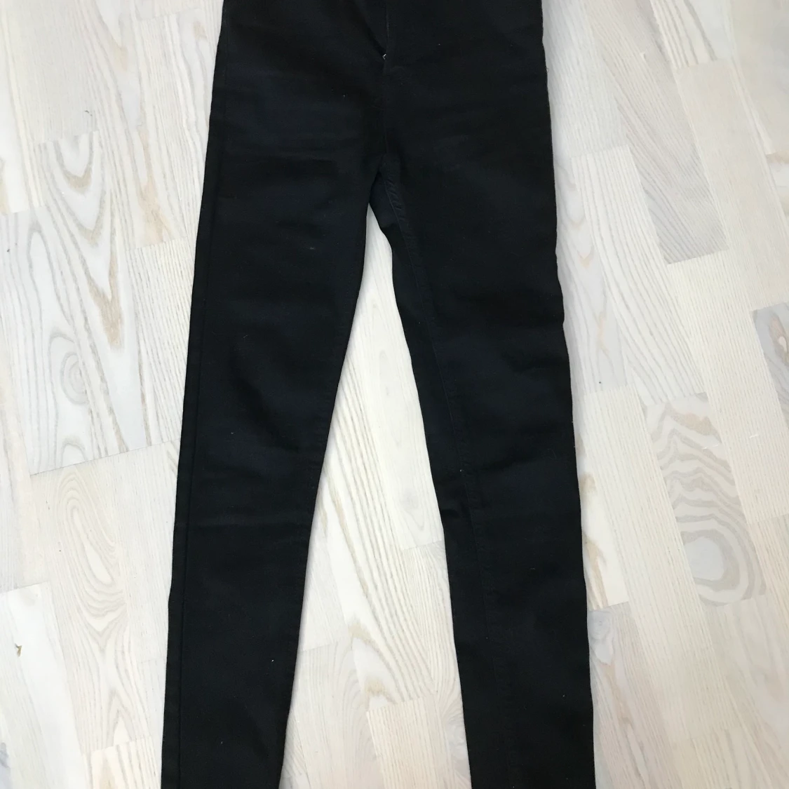 Nya Pull &Bears svarta byxor