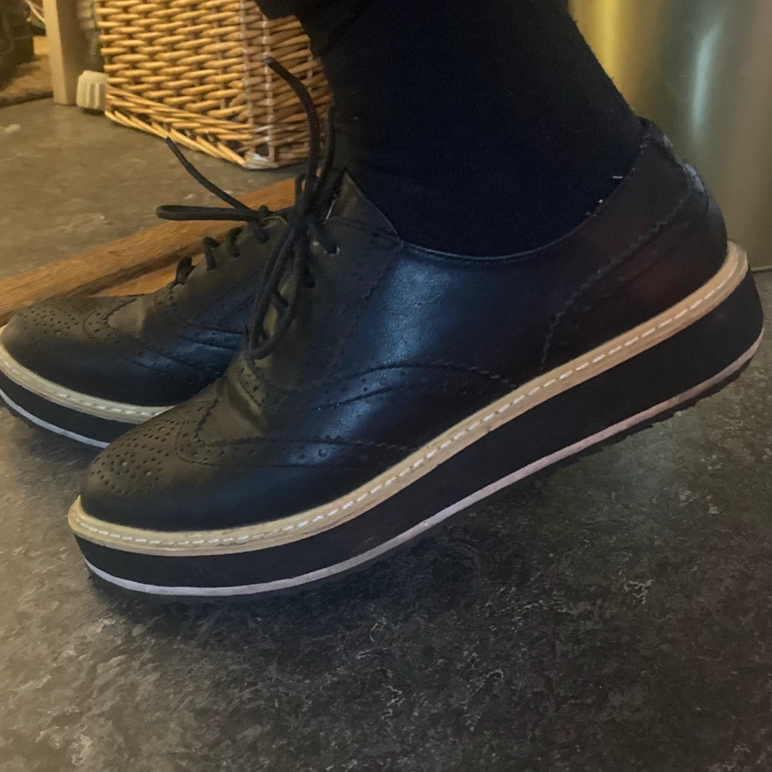 Brougeskor med platå - 90