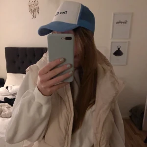 Keps - Helt ny, endast testad! Köpt för 300kr