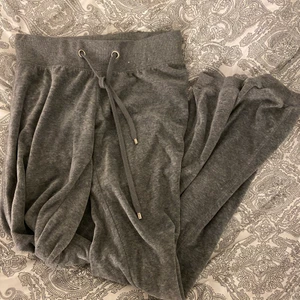 Cubus Mjukisbyxor - Säljer då de är för långa 🥴 sköna och formar kroppen fint! 