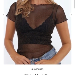 Mesh topp - Säljer min fina nakd topp som aldrig kommit till användning💕💕 Köpt för 250kr, väldigt strechig och inte sticksig alls. Perfekta festtoppen!!