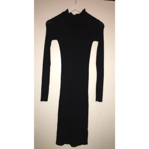  - Köparen står för frakten 

Användes endas vid 2 tillfällen jätte snygg på och den är tight 