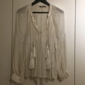  - Jätte fin blus från Lindex. 