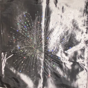 Silvriga Kuddfördral - Silvriga 3x kuddfödral. Mått är ca 40x40 🖤🤍aldrig använda