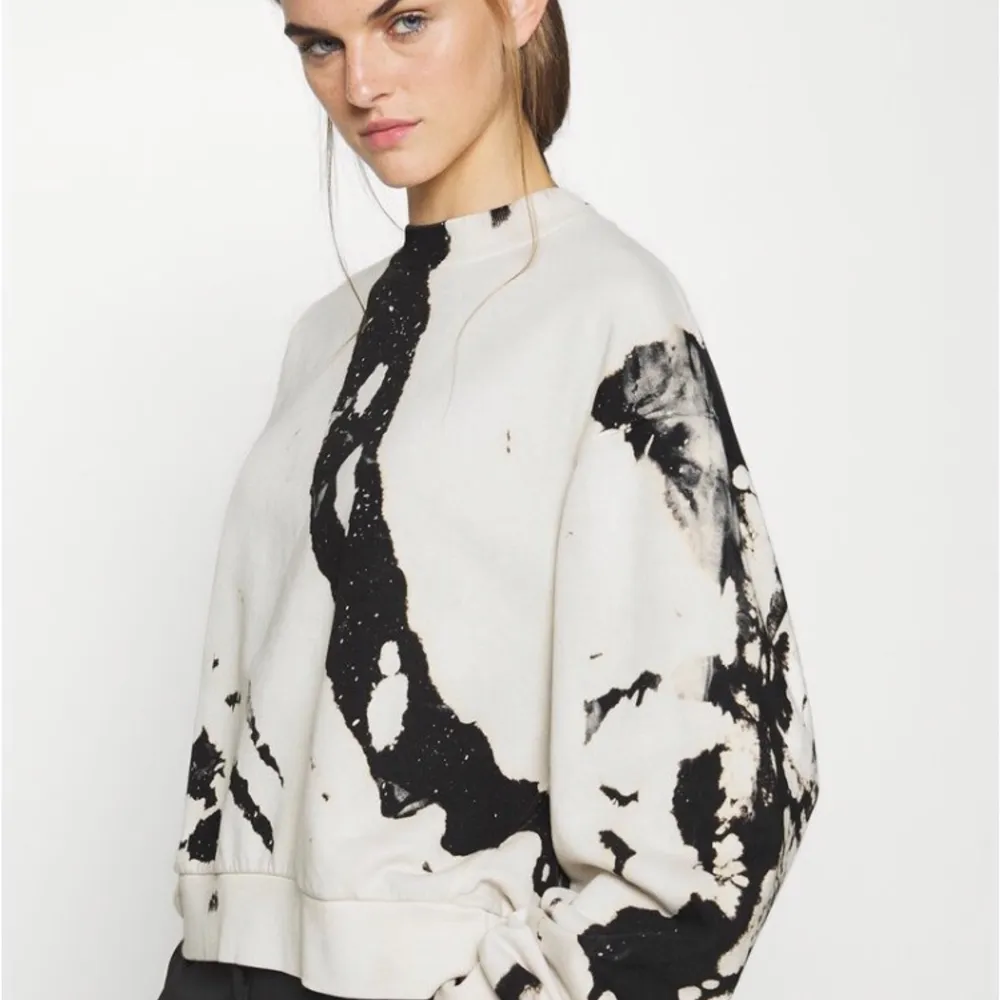 Weekday Amaze Printed Sweatshirt
