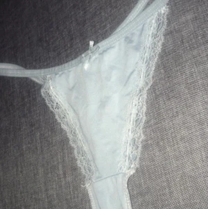 String Tanga;) - Schreib mir doch gerne bei Interesse 💋 LG Louise:)